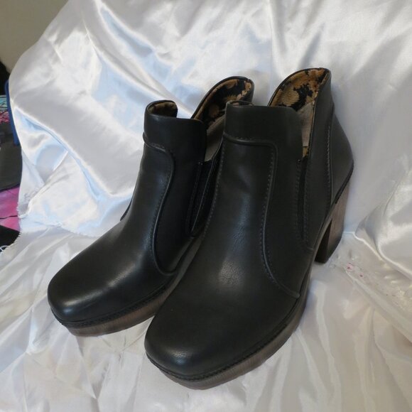 KORKS black clogs size 8.5 - Picture 3 of 12